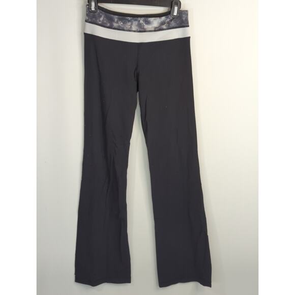 Lululemon Black Groove Flare Pants Womens 4R Sports Yoga Workout‎ Exercise - Picture 1 of 11